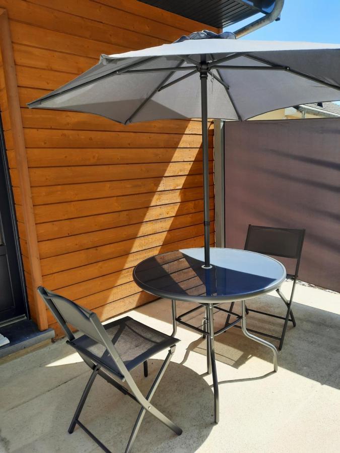 Chalet A L'Oree Du Bois Avec Parking Tournavaux Exteriör bild