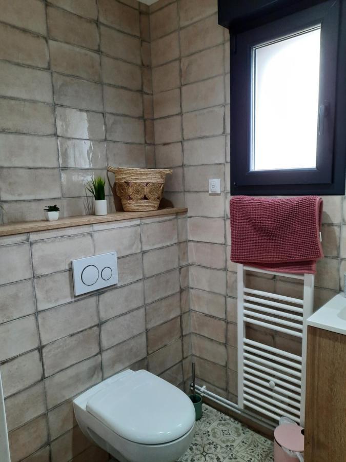 Chalet A L'Oree Du Bois Avec Parking Tournavaux Exteriör bild